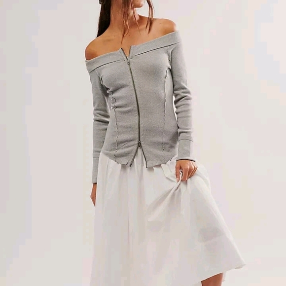 We The Free Light Gray Off-Shoulder Sweater - Picture 2 of 14